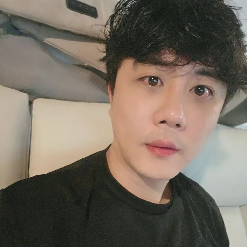Behind-the-scenes cut of Jin Haesung