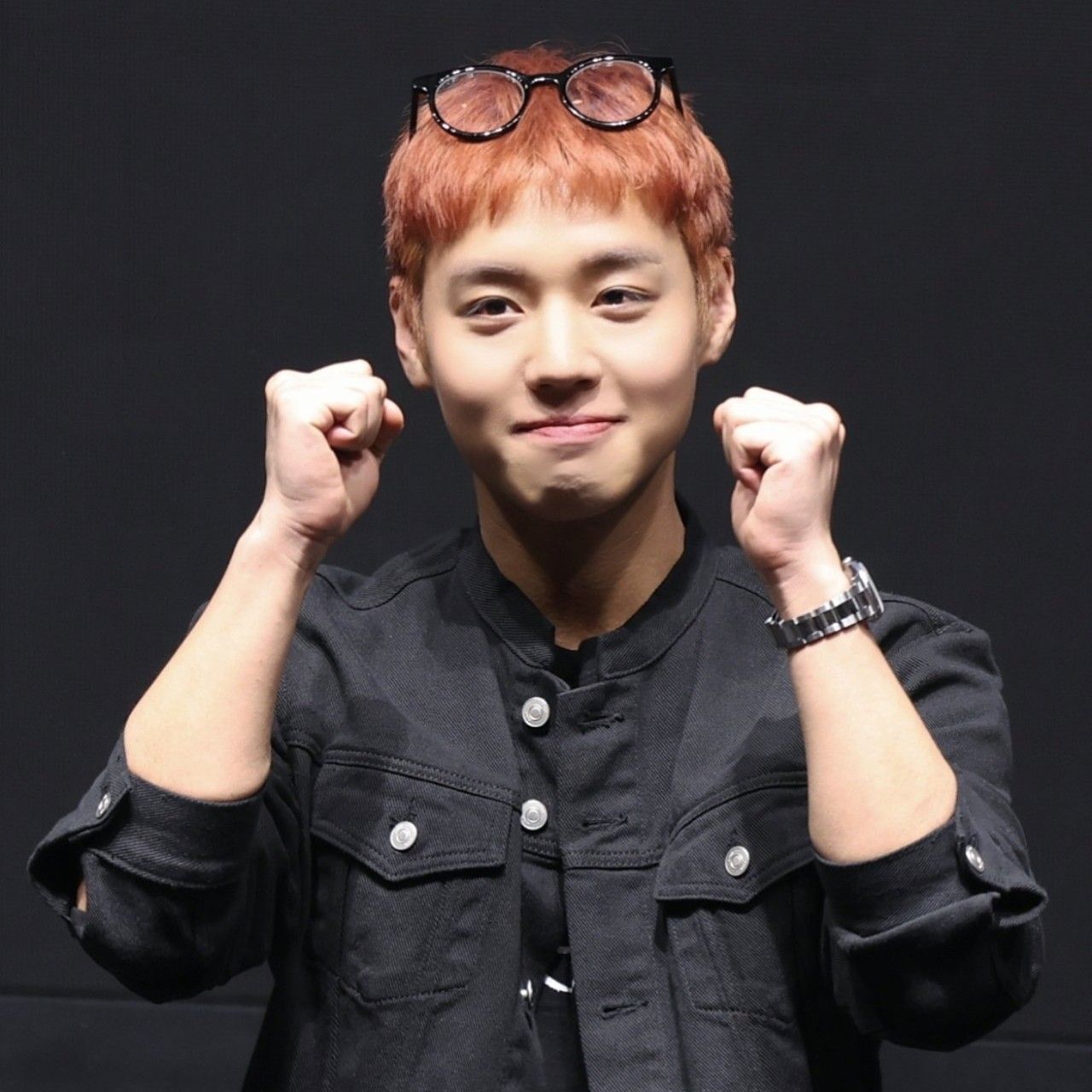 朴志訓的最新照片