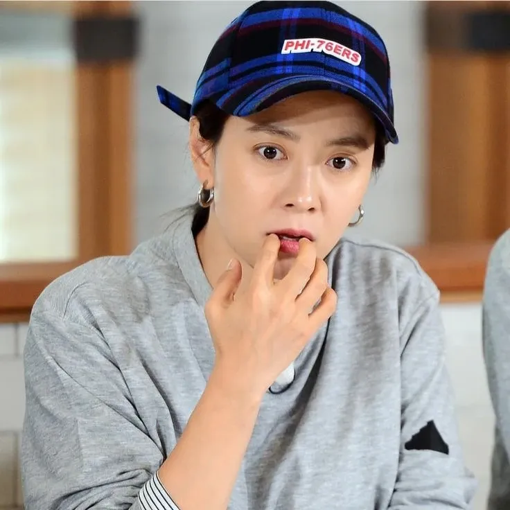 Foto kegiatan terbaru dari Song Jihyo
