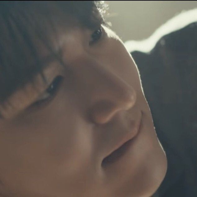 イ・ミンホの最近の活動ショット