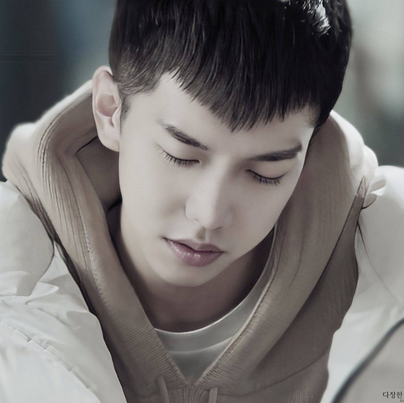 A moment captured by a fan of Lee Seunggi