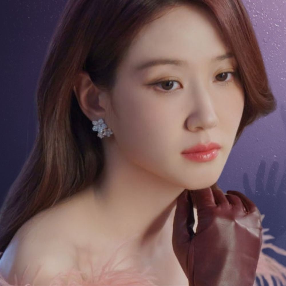 Latest photo of Park Eunbin