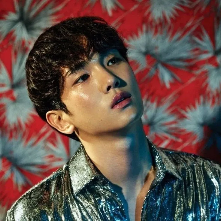 Behind-the-scenes cut of Key