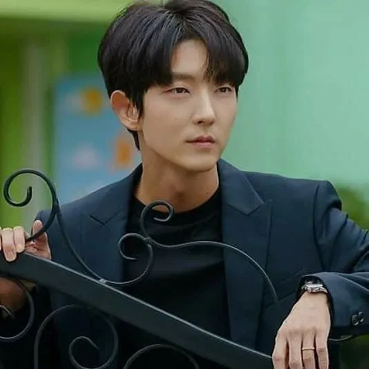 이준기 최근 활동샷