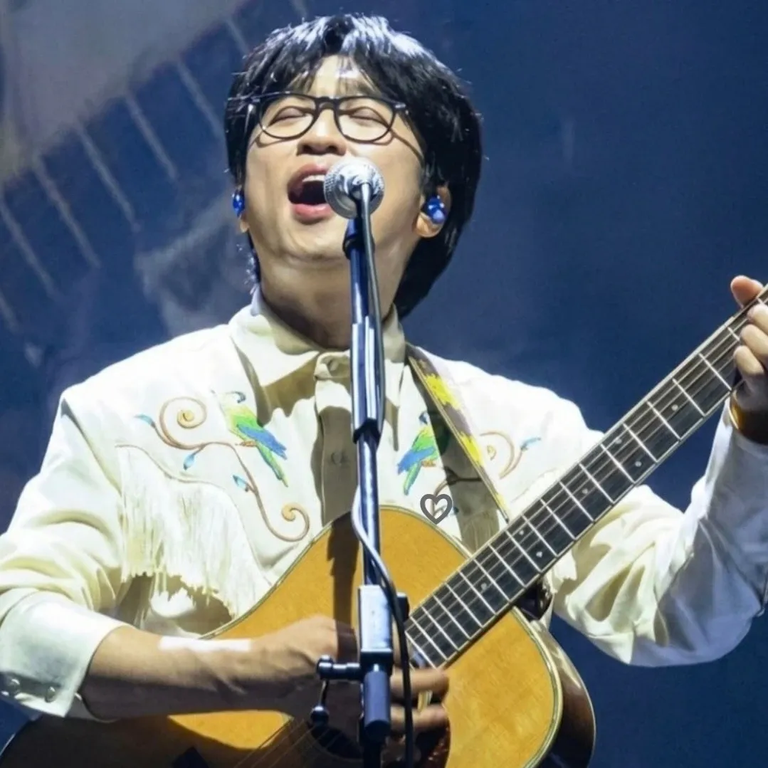 Recent activity shot of Bak Changgeun