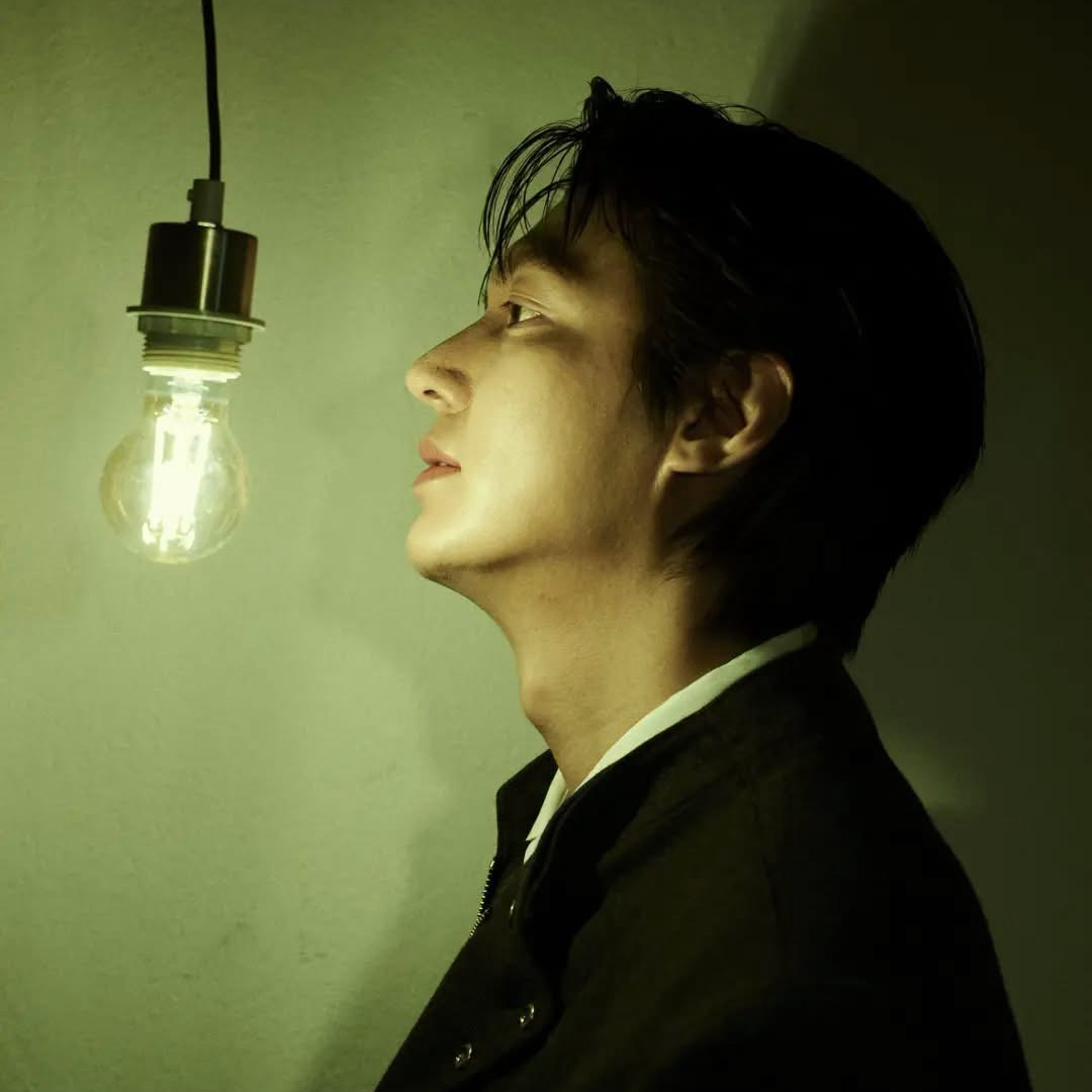 Recent activity shot of Lee Minho