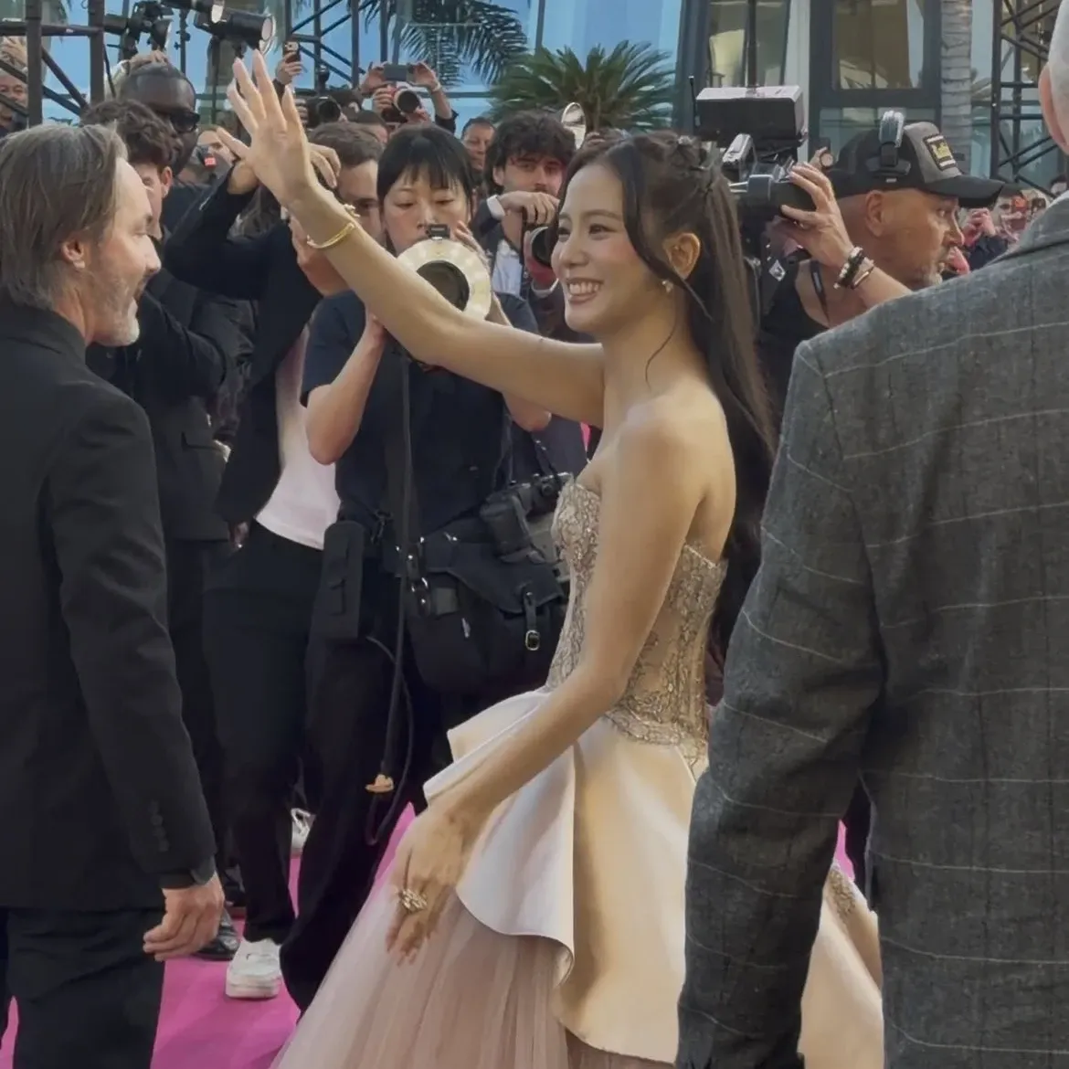 지수 (1995) 최근 활동샷