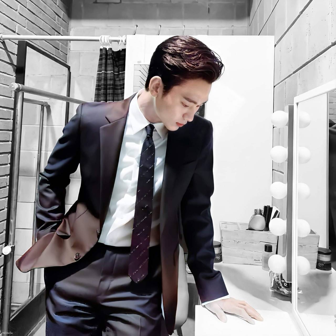 A moment captured by a fan of Kim Soohyun