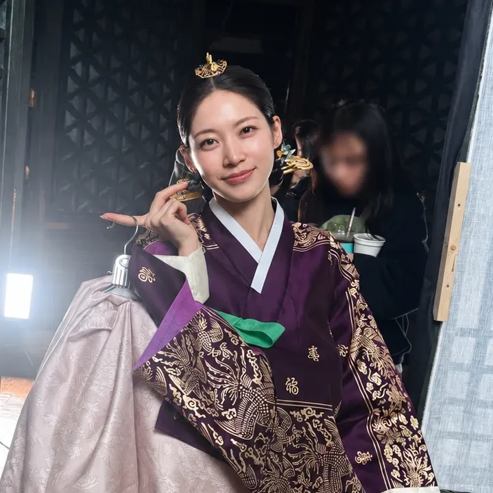 Behind-the-scenes cut of Gong Seungyeon