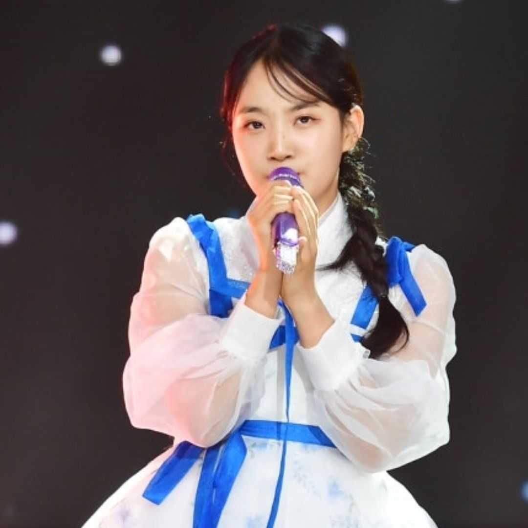 Recent activity shot of Kim Taeyeon