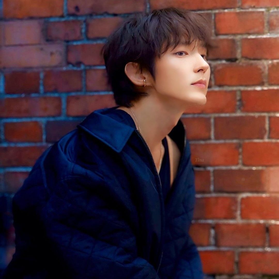 Recent activity shot of Lee Joongi