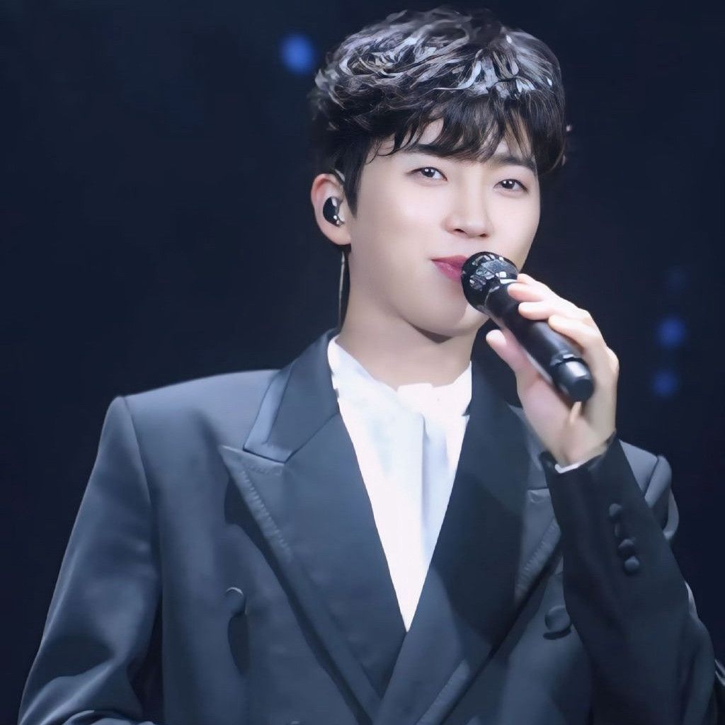 Cuplikan di balik layar dari Lim Youngwoong