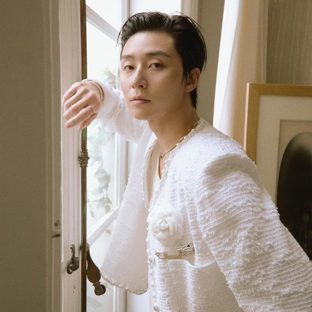 Latest photo of Park Seojoon