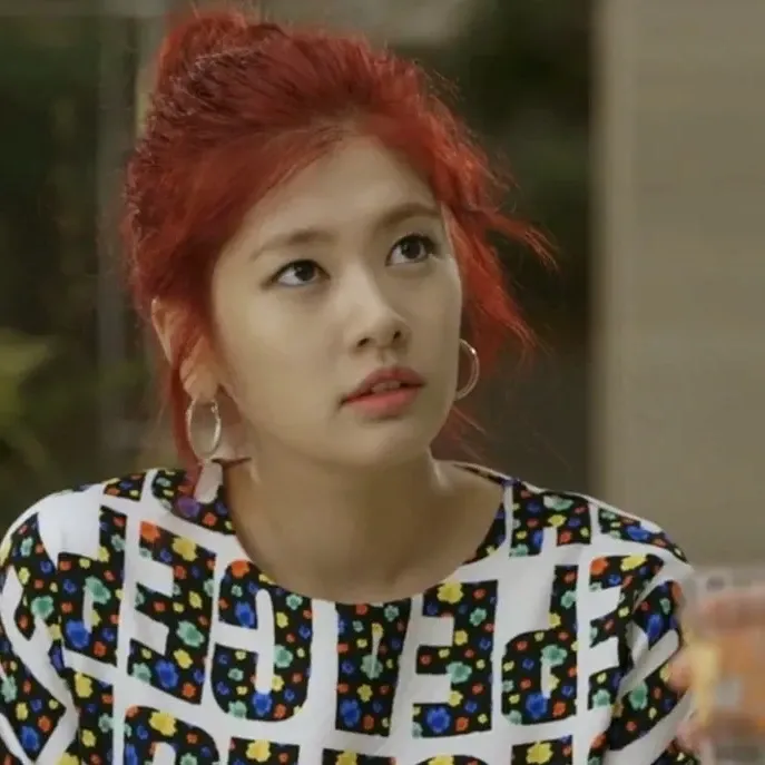 Recent activity shot of Jung Somin