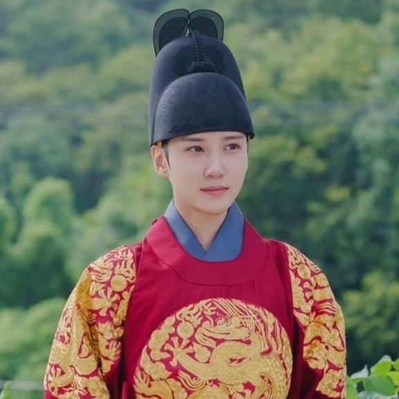 Behind-the-scenes cut of Park Eunbin