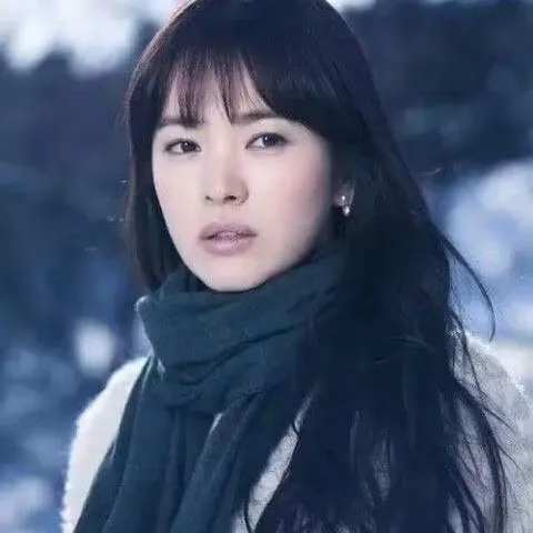 송혜교 최근 활동샷