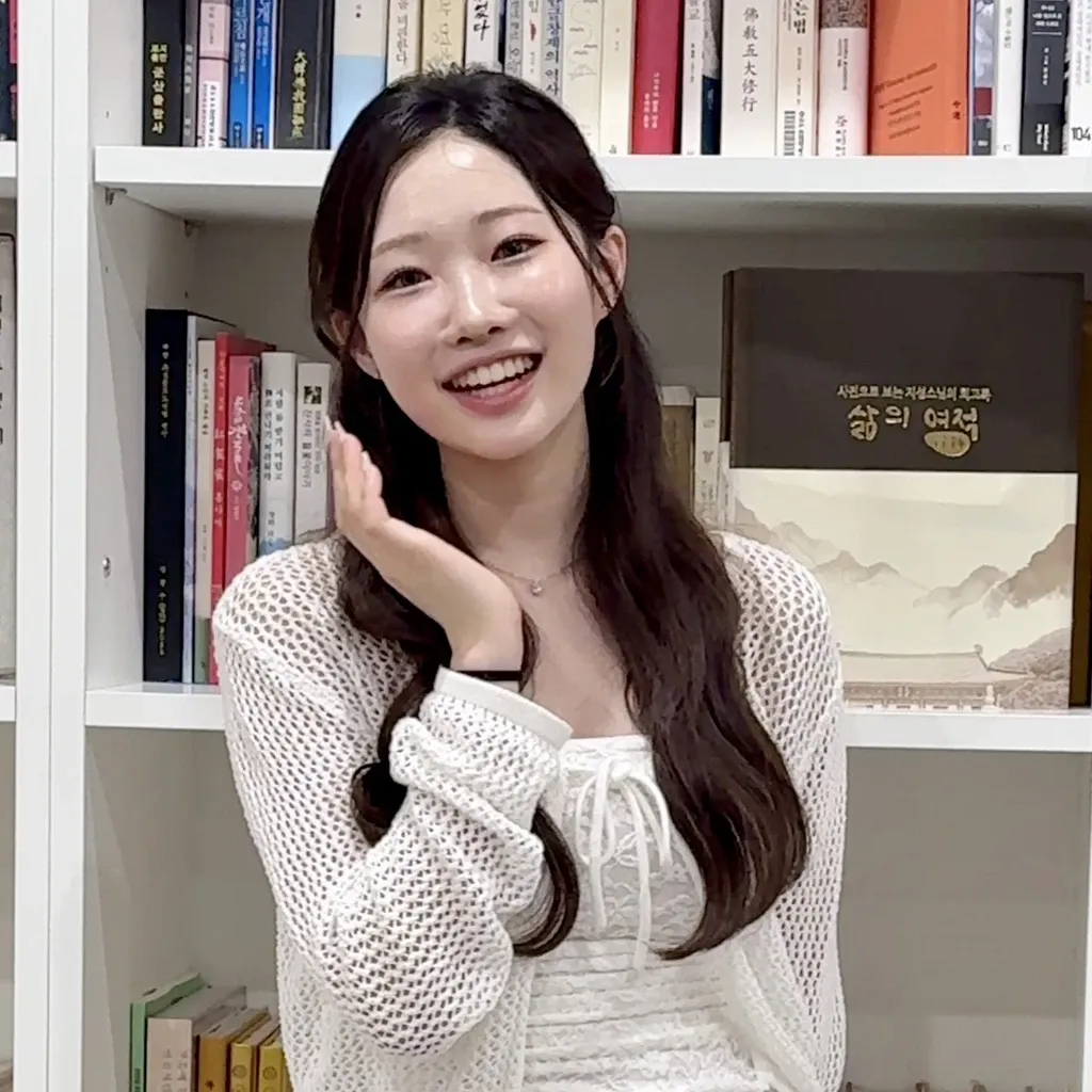 Latest photo of Jung Seojoo