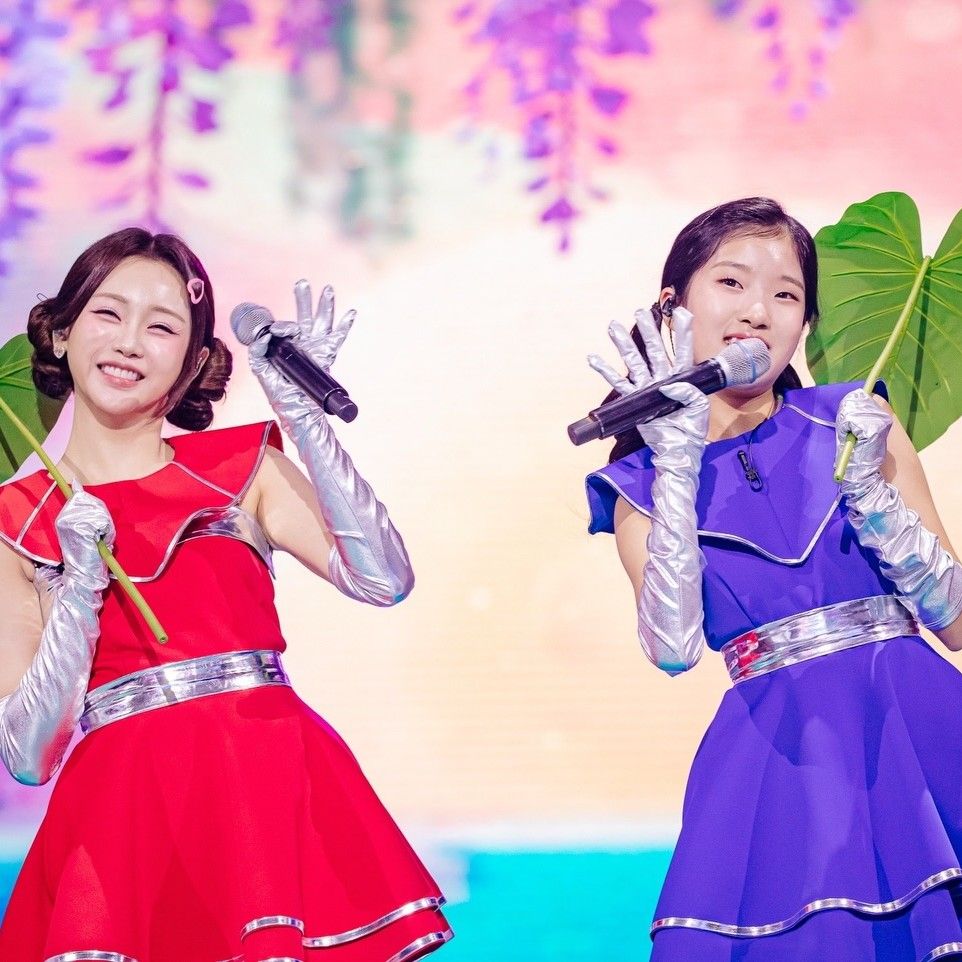 粉丝拍下的洪智允瞬间