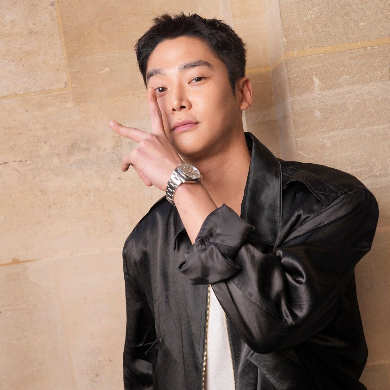 Cuplikan di balik layar dari Rowoon