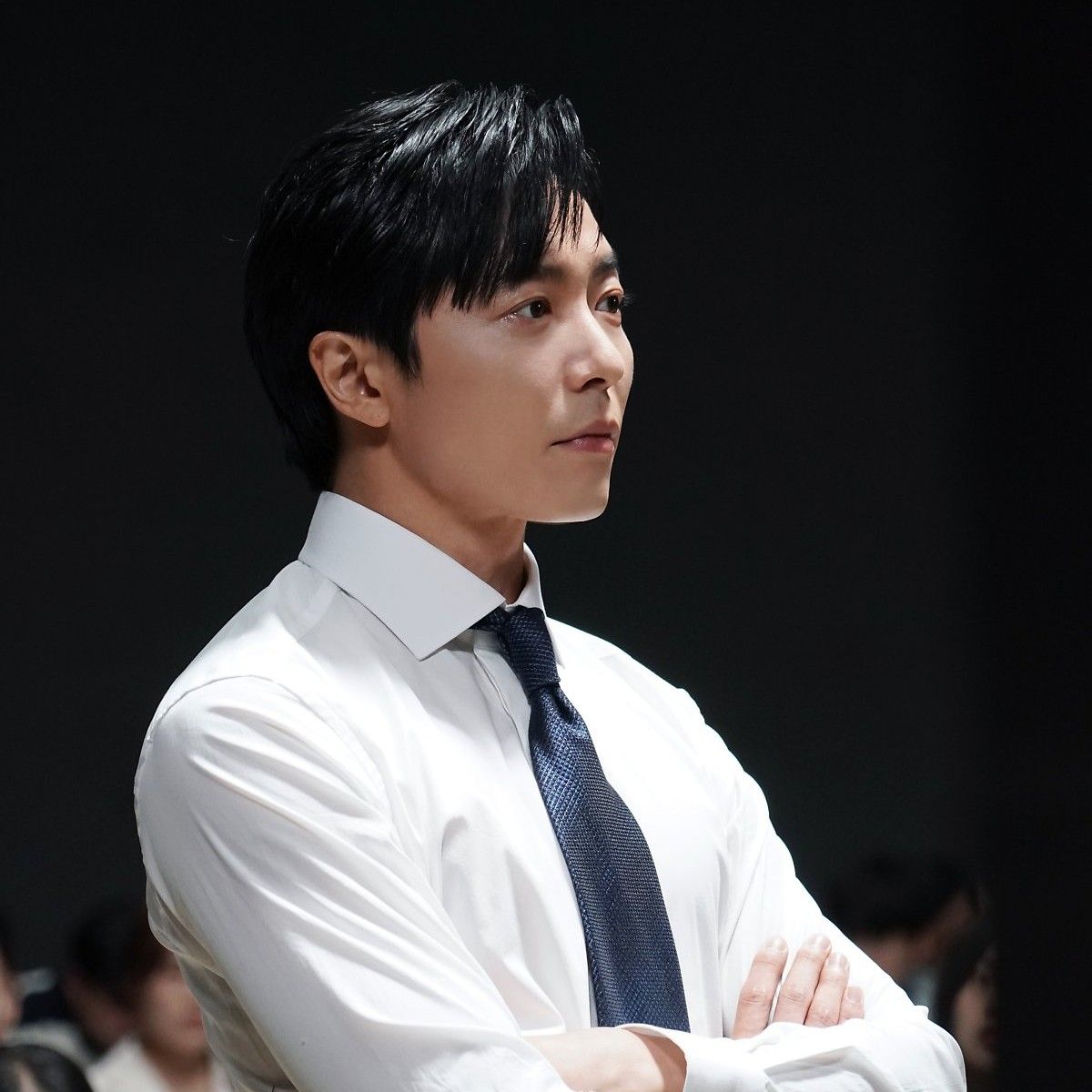 Behind-the-scenes cut of Kim Jaewook