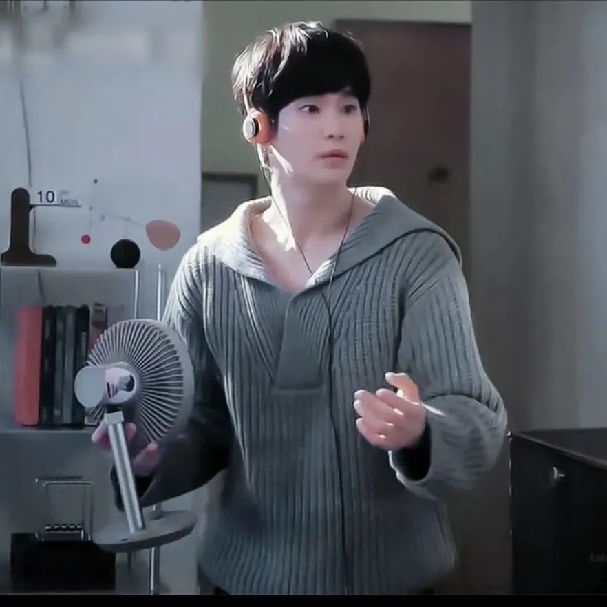 Recent activity shot of Kim Soohyun