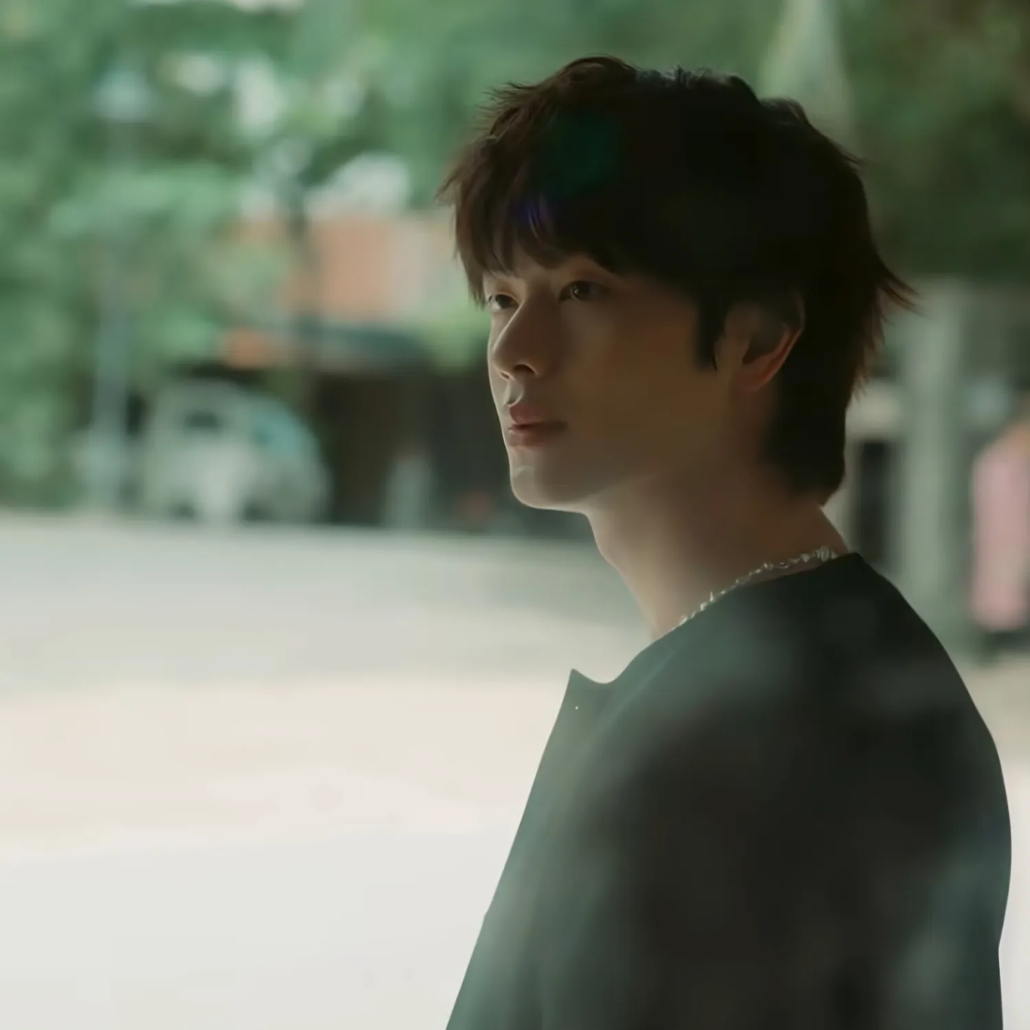 A moment captured by a fan of Yook Sungjae