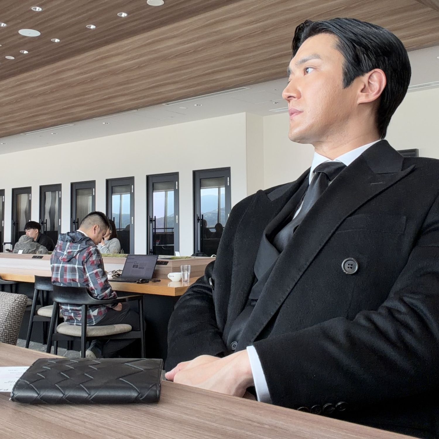 崔始源的最新照片