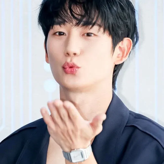 Latest photo of Jung Haein