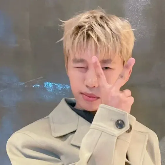 イム・ヨンウンの最近の活動ショット