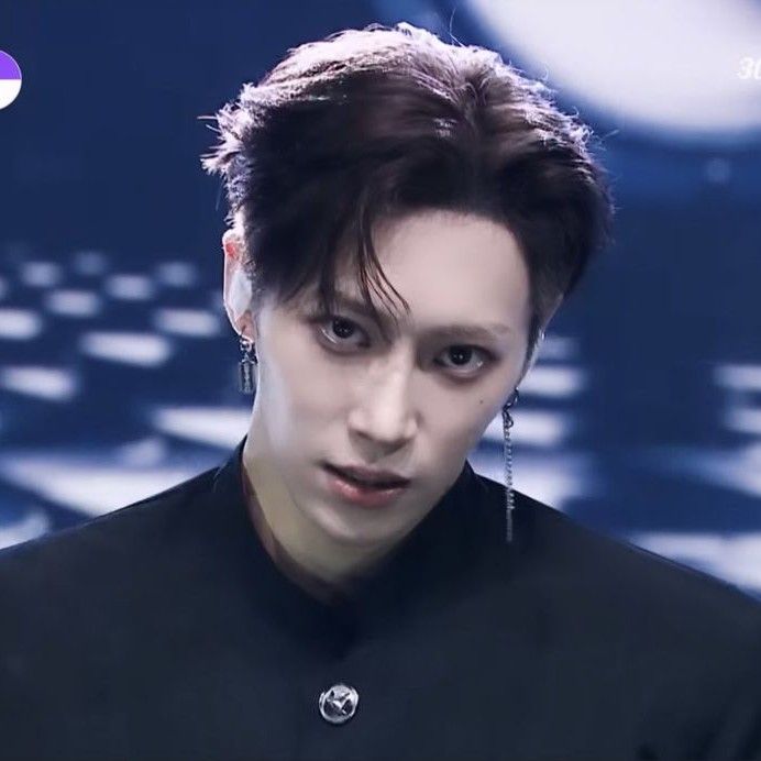 ド・ギョンス (ディオ)のビハインドカット