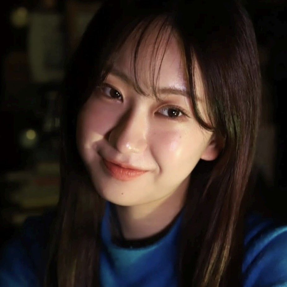 Momen yang diabadikan oleh penggemar Jeon Yujin