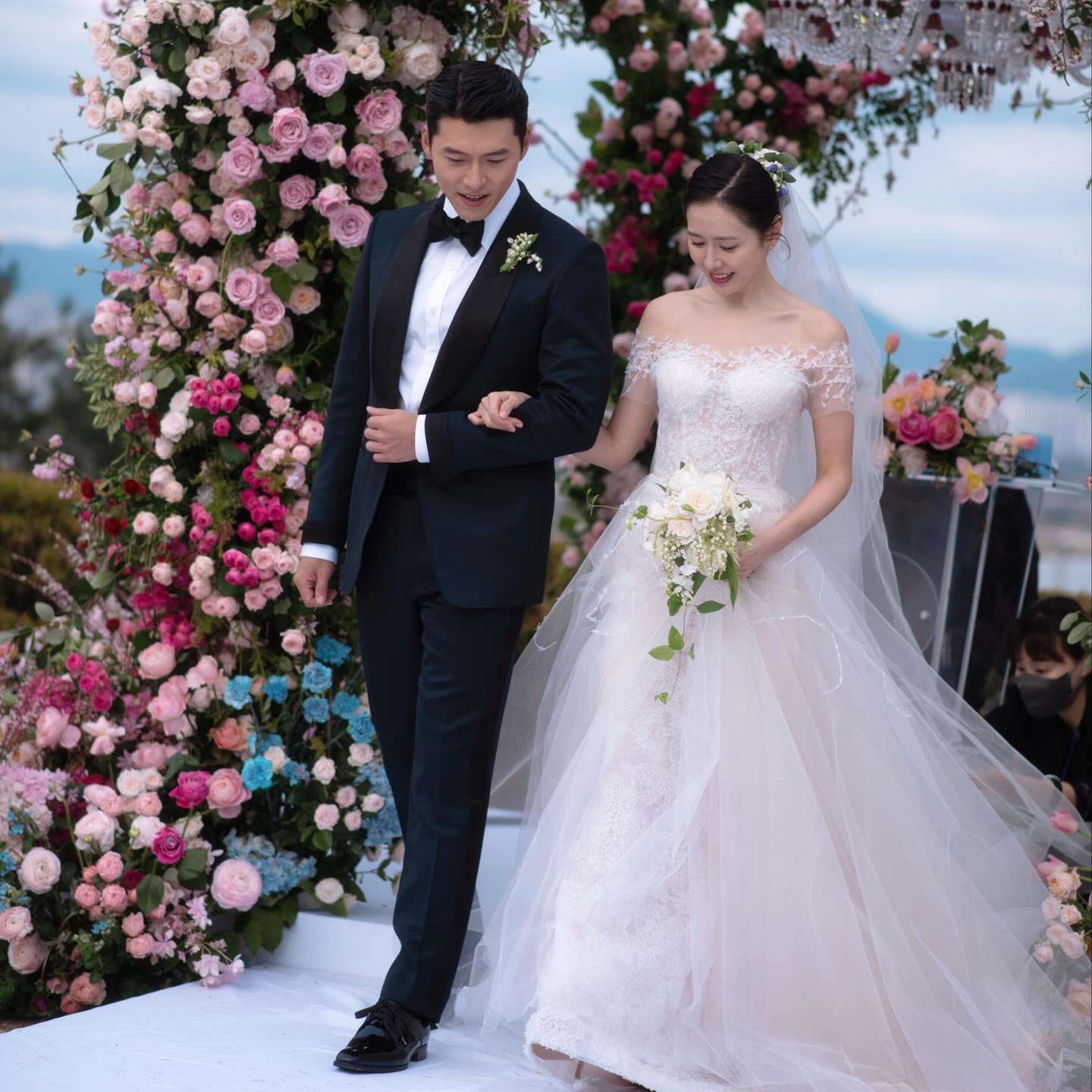 Foto kegiatan terbaru dari Hyun Bin