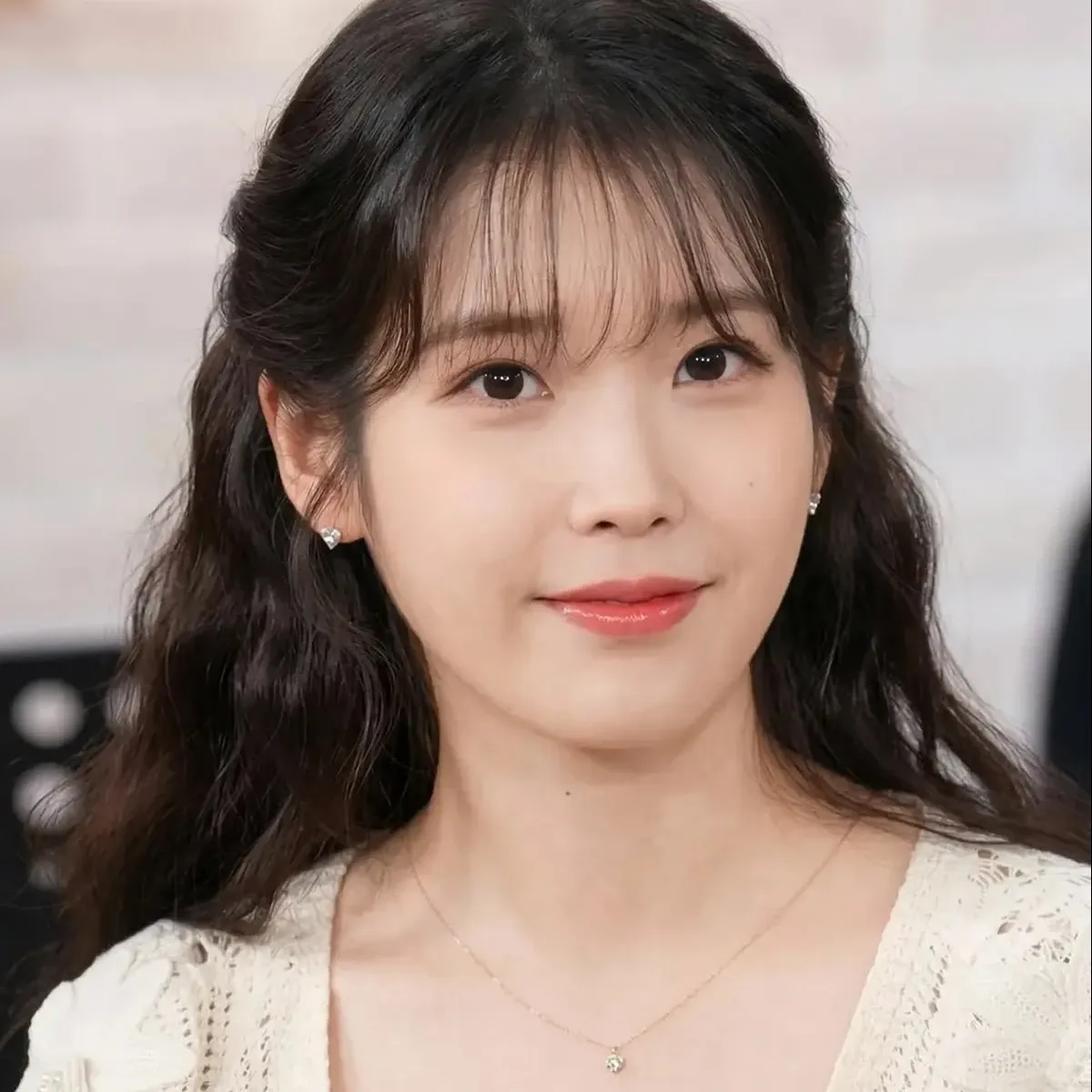 Foto kegiatan terbaru dari IU