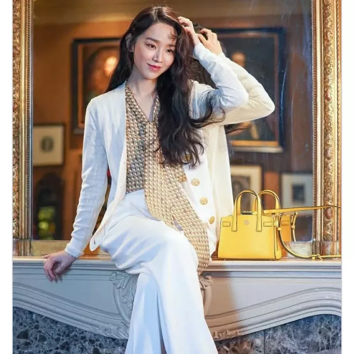 A moment captured by a fan of Kim Hyeyoon