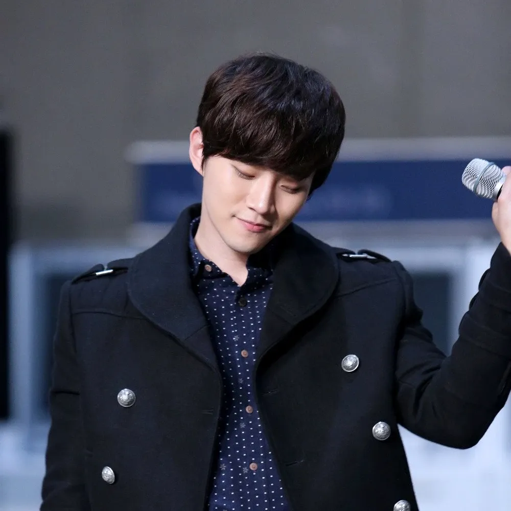 Cuplikan di balik layar dari Lee Junho