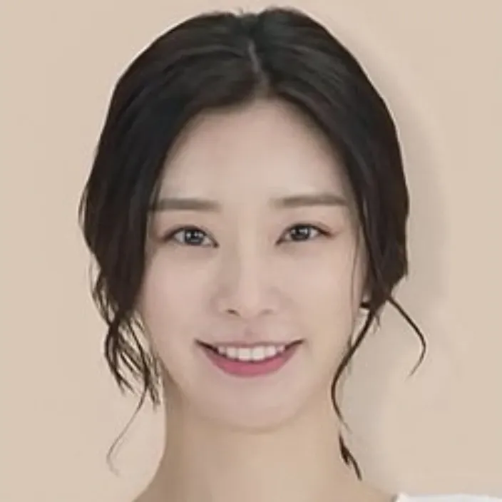 Behind-the-scenes cut of Lee Joobeen