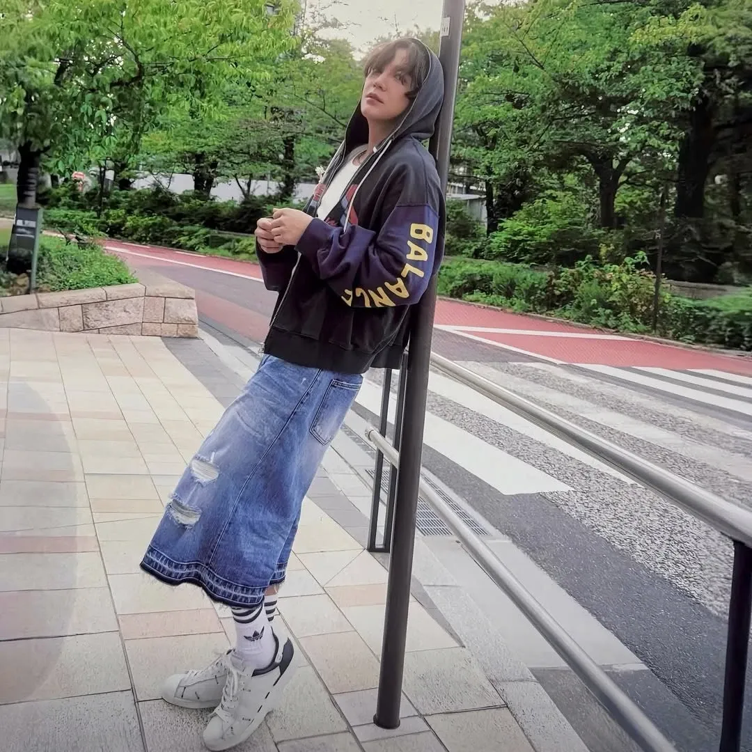 Behind-the-scenes cut of Jang Geunsuk