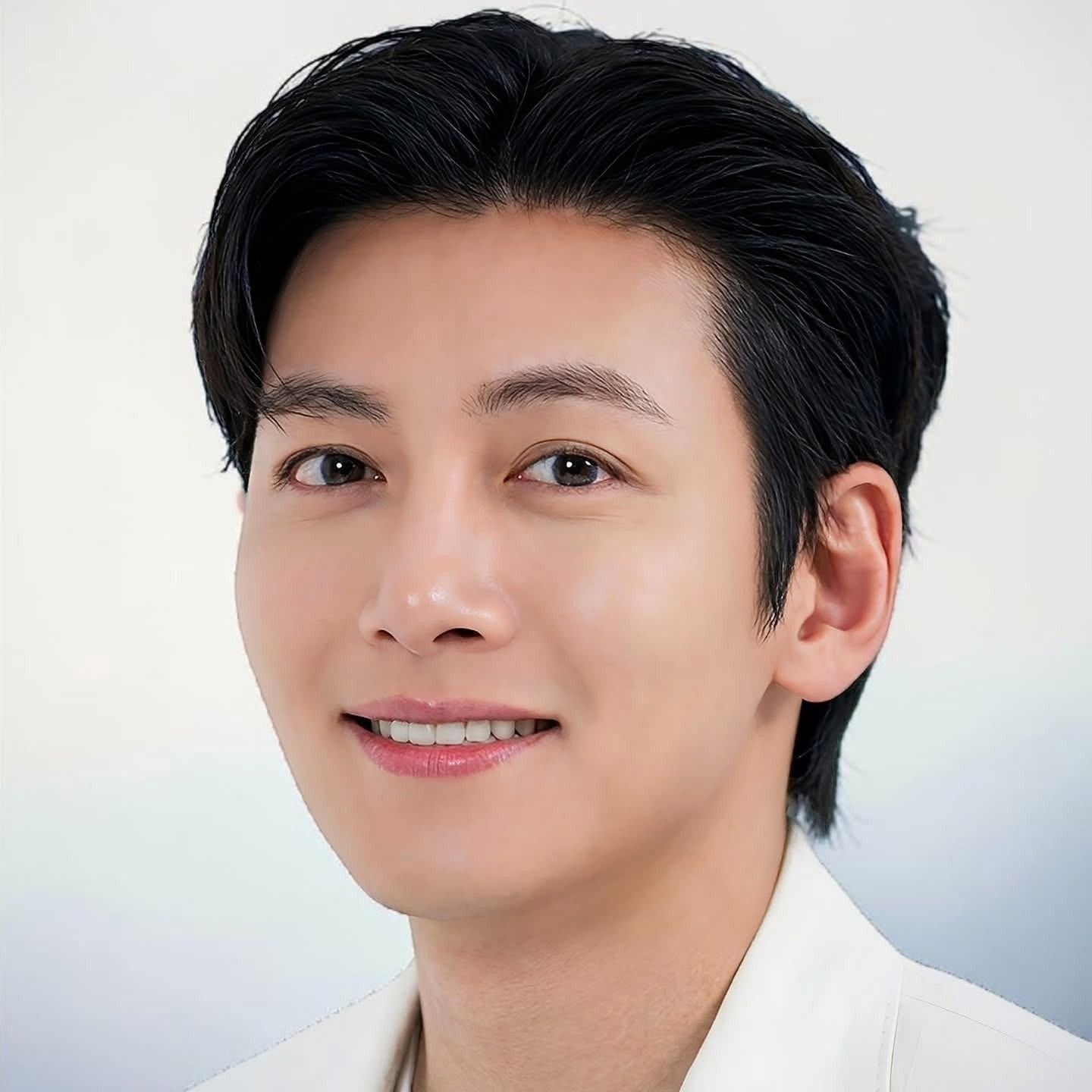 Behind-the-scenes cut of Ji Changwook