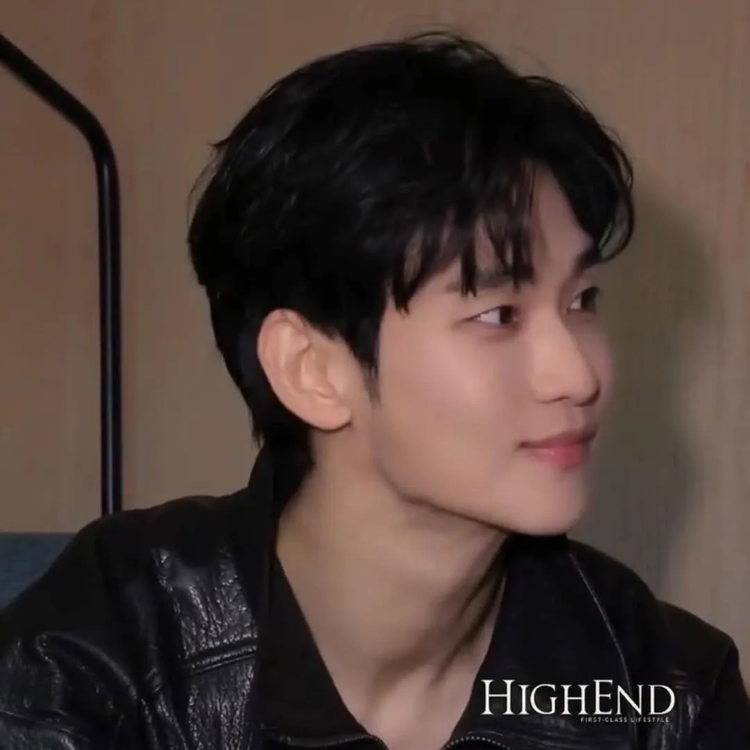 Behind-the-scenes cut of Kim Soohyun