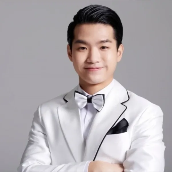 Behind-the-scenes cut of Jo Myungsup