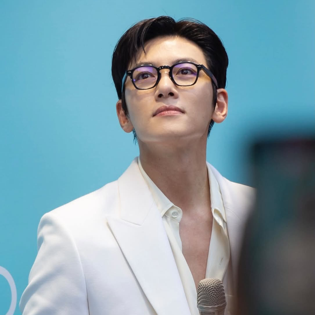 Latest photo of Ji Changwook