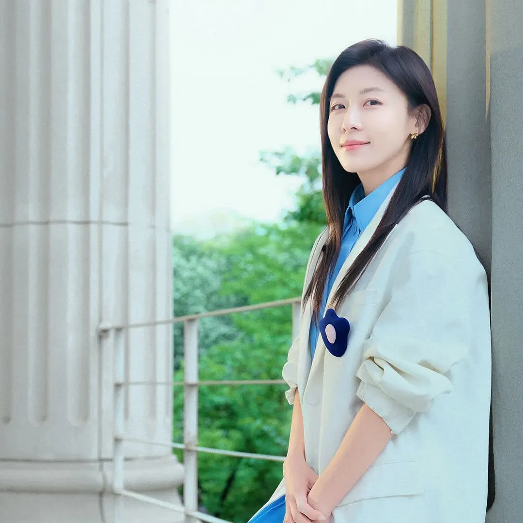 Behind-the-scenes cut of Ha Jiwon