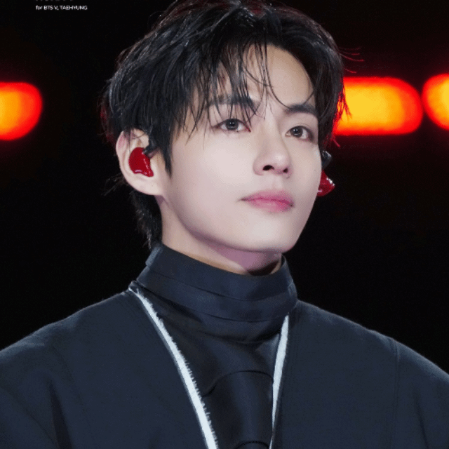 Recent activity shot of Kim Taehyung (V)