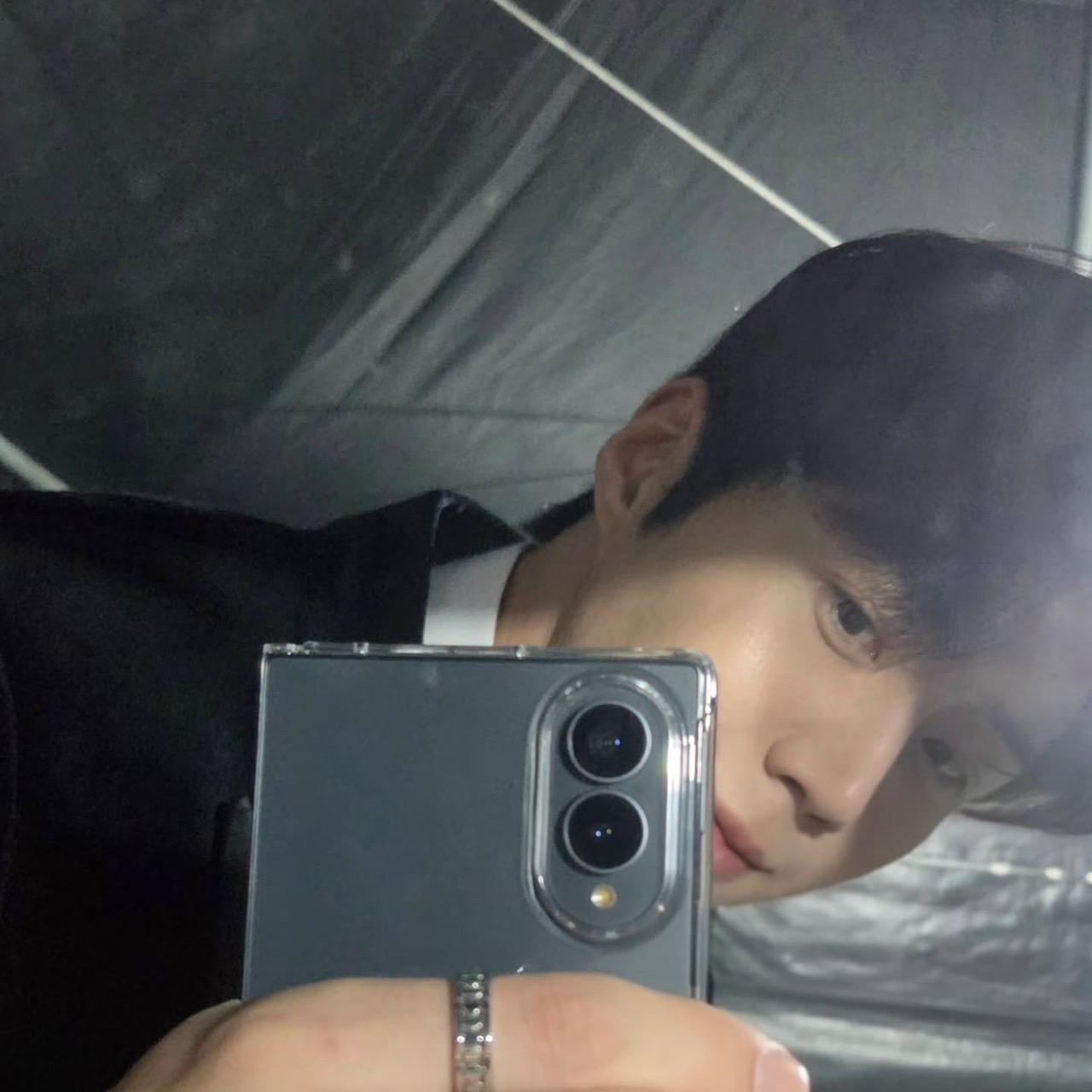 Behind-the-scenes cut of Kim Seonho