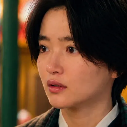 Behind-the-scenes cut of Kim Taeri
