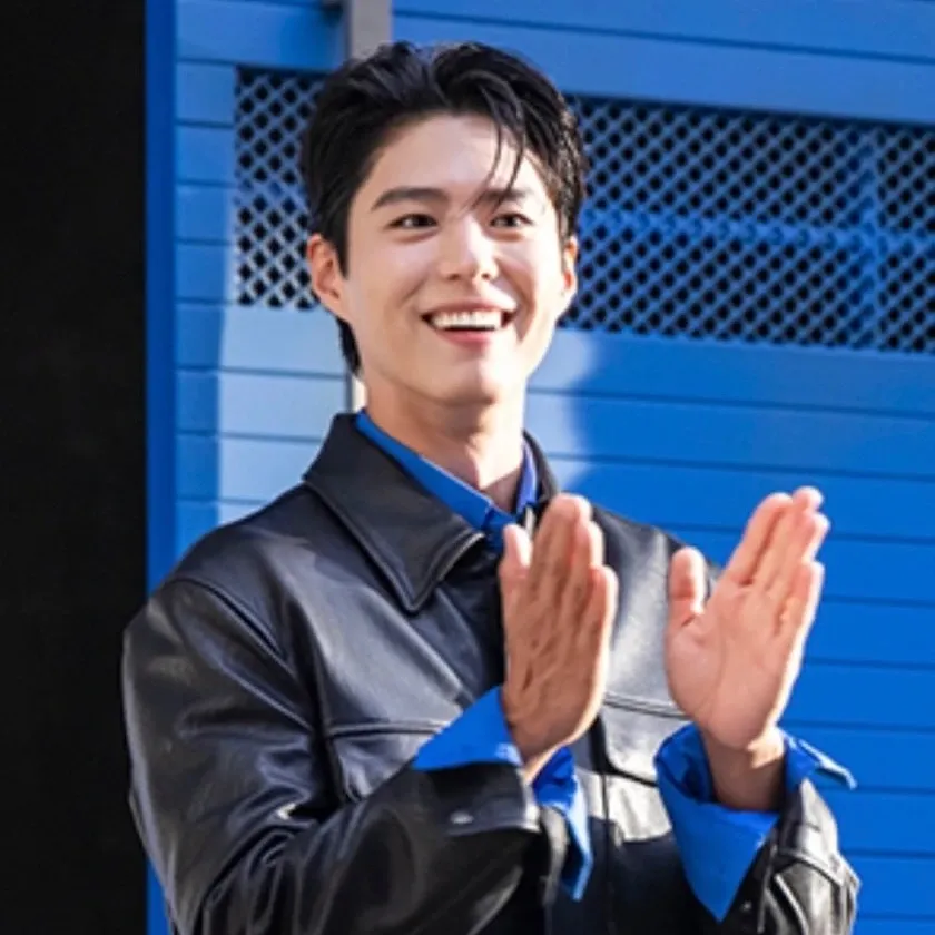 Behind-the-scenes cut of Park Bogum