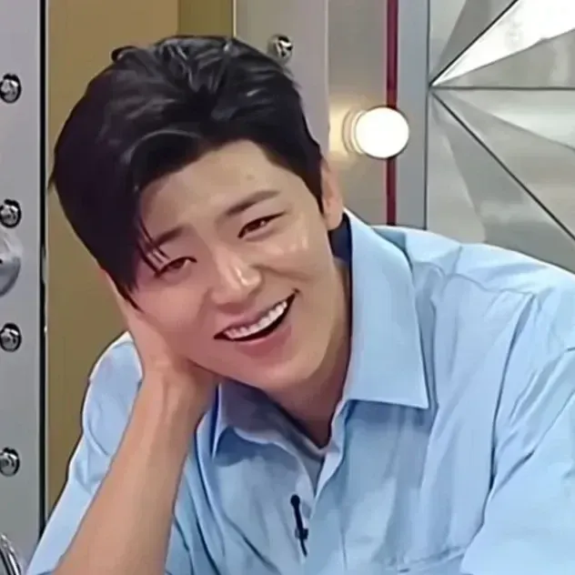 지금 주목받는 셀럽 게시글