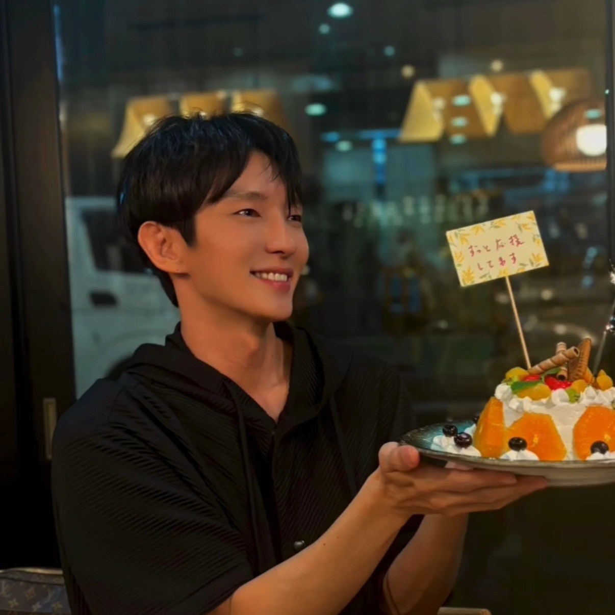 이준기 최근 활동샷