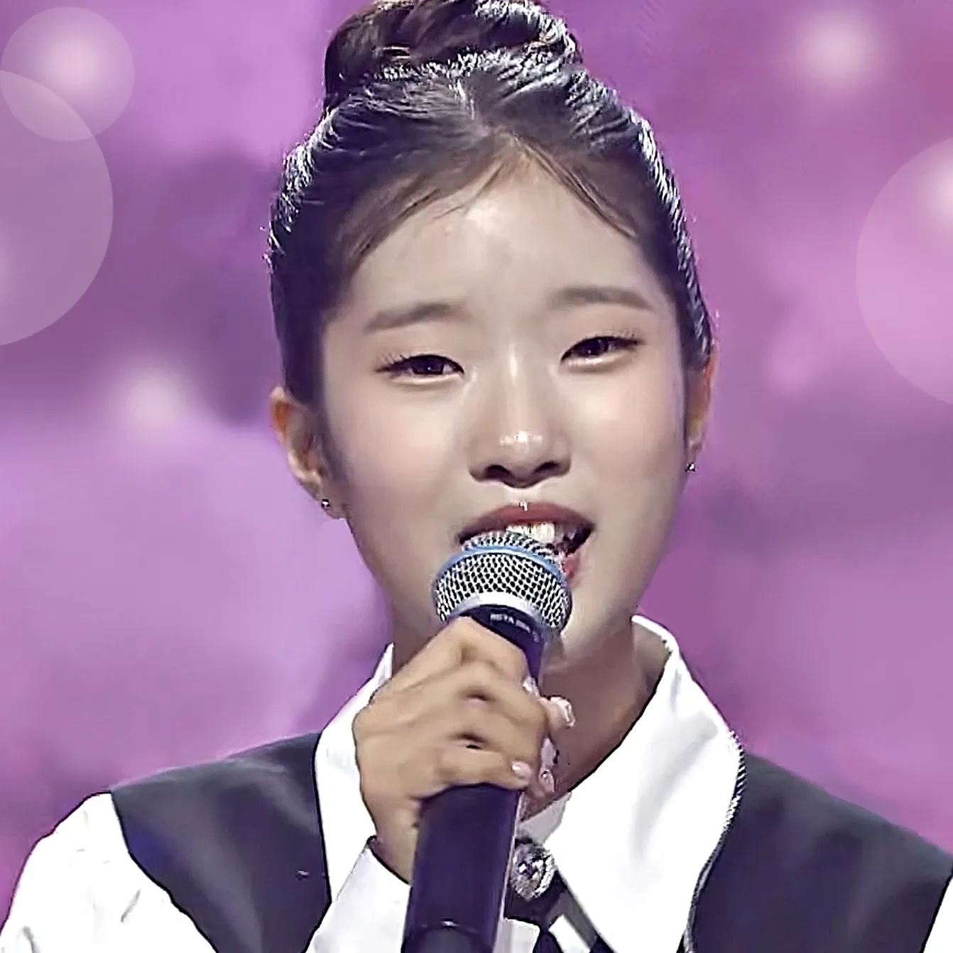 A moment captured by a fan of Bin Yeseo