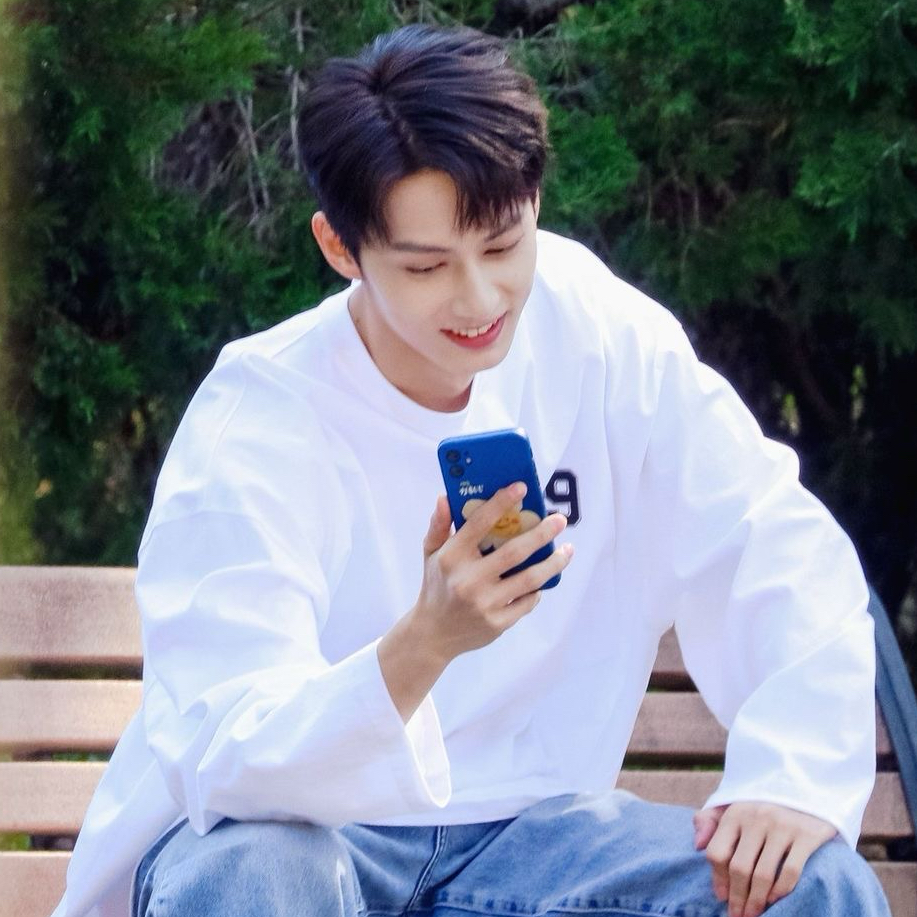 Behind-the-scenes cut of Wen Junhui